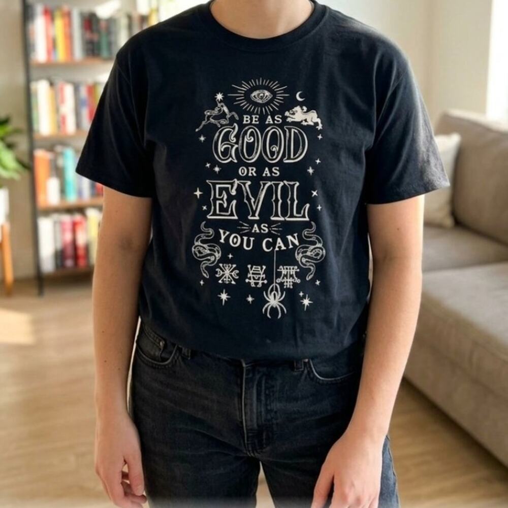 Netflix The School for Good and Evil Unisex Black Tee Size - Med - New